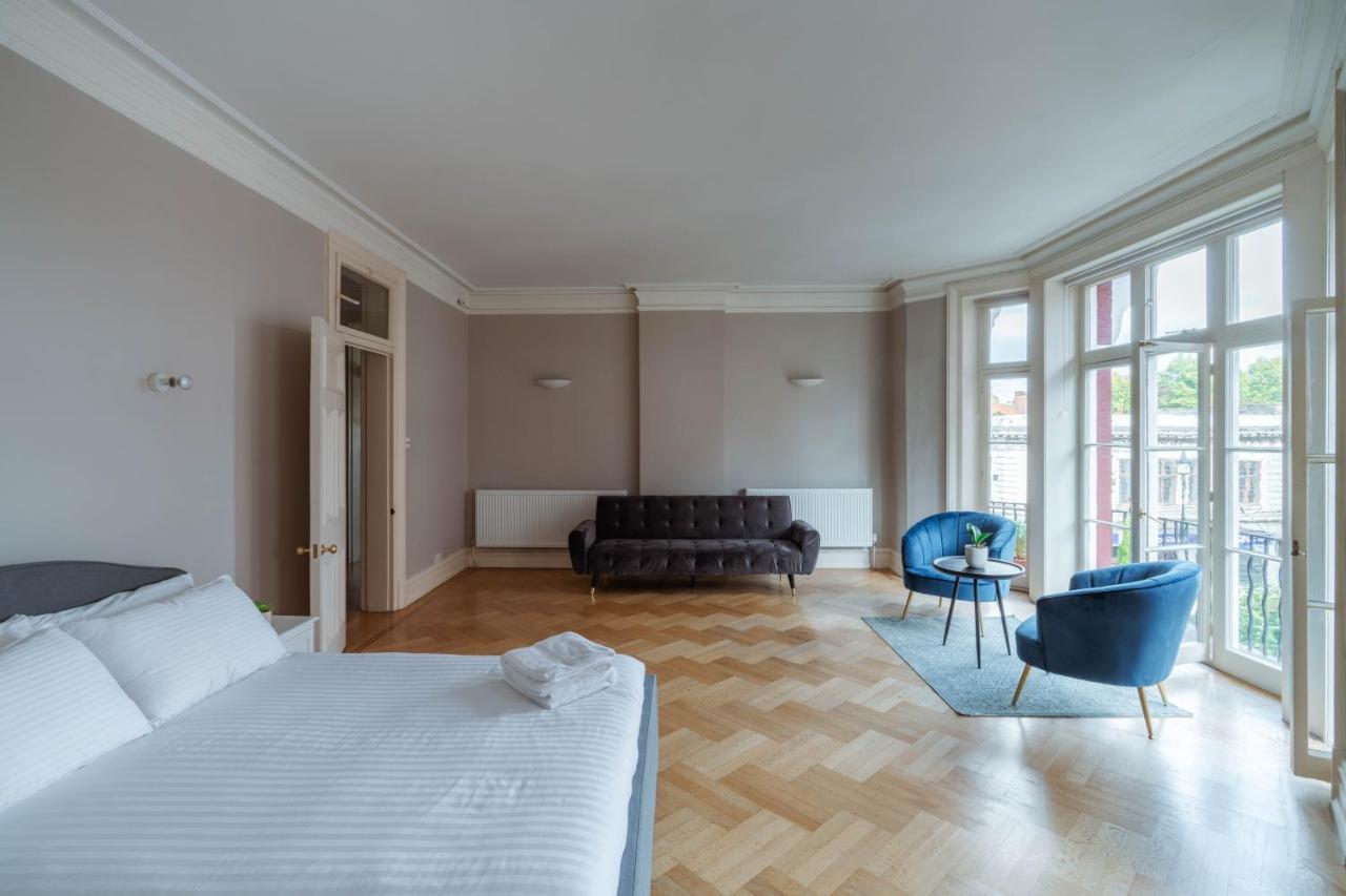 Апартаменты Bright Space In The Heart Of Лондон Экстерьер фото